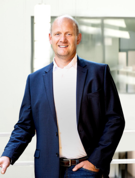 Portraitbild Roberto Schmidt
